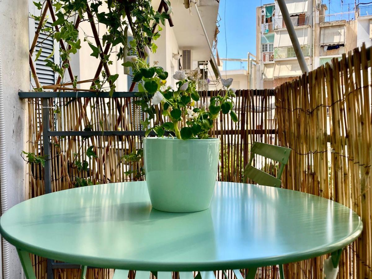 B&B Boutique Two Bedrooms Apartments เอเธนส์ ภายนอก รูปภาพ