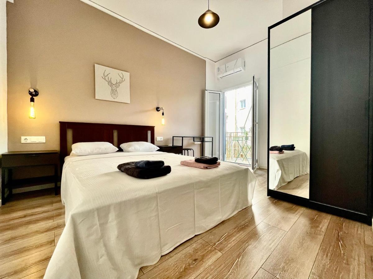 B&B Boutique Two Bedrooms Apartments เอเธนส์ ภายนอก รูปภาพ