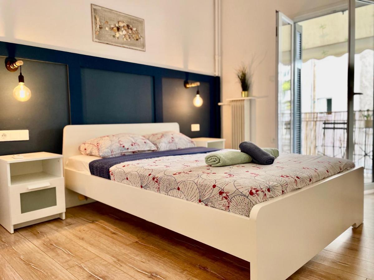 B&B Boutique Two Bedrooms Apartments เอเธนส์ ภายนอก รูปภาพ